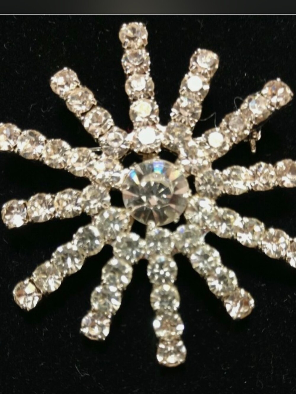 Estate/Vintage Stunning Large Starburst Brooch W/55 Swarovski Crystal Stones